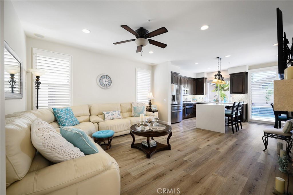 MLS #OC25145732 img 16