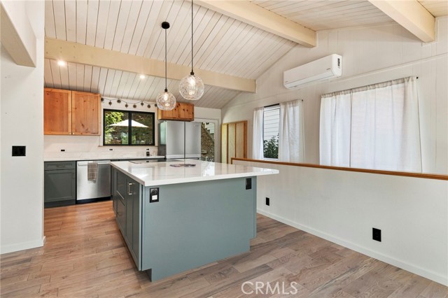 771 Silver Tip Drive, Big Bear Lake, CA 92315