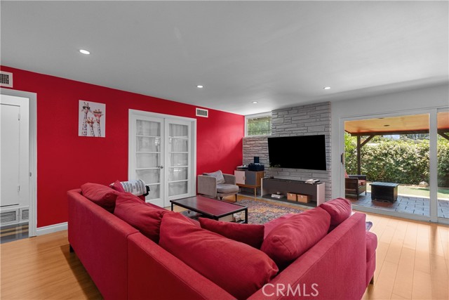 17172 Lahey Street, Granada Hills CA: https://media.crmls.org/medias/487ba24e-3c72-4792-a057-aa8a6a104619.jpg