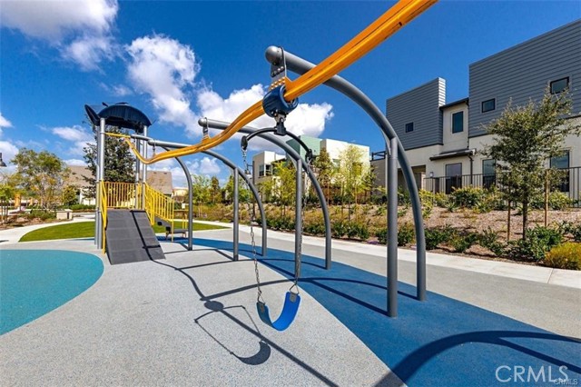 28 Sembrio Street, Rancho Mission Viejo CA: https://media.crmls.org/medias/487c5593-b377-4219-94c6-9be7e2c42c13.jpg
