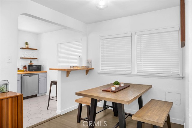 Detail Gallery Image 7 of 45 For 101 E 35th St, Long Beach,  CA 90807 - 3 Beds | 1 Baths