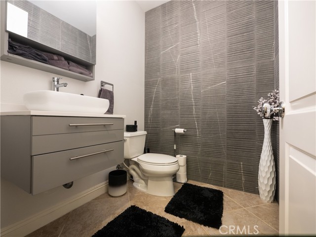 Image 19 of 46 For 22449 Leisure Drive