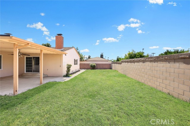 181 W Casad Street, Covina CA: https://media.crmls.org/medias/4881816b-c55e-455a-a5e1-65635ede89f1.jpg