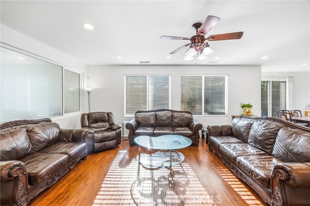 Image 18 of 71 For 3312 Clearing Lane