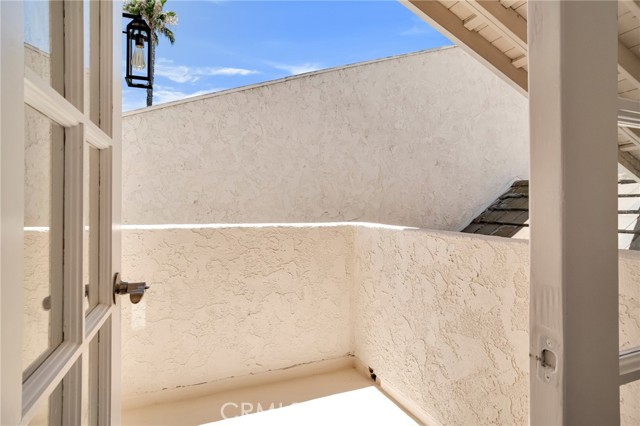 23310 Park Sorrento, Calabasas CA: https://media.crmls.org/medias/4882224b-2078-4318-85b7-74d66a96b57a.jpg