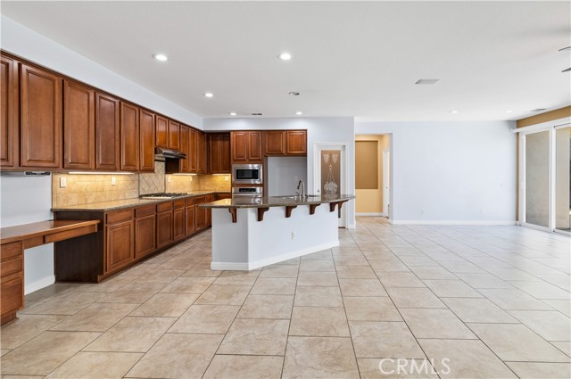 Detail Gallery Image 14 of 47 For 31335 Shadow Ridge Dr, Menifee,  CA 92584 - 4 Beds | 2/1 Baths