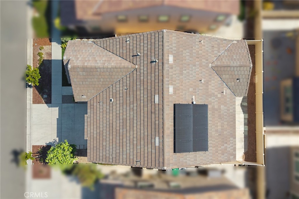 https://media.crmls.org/medias/48829a61-a7b4-466e-9b92-14edfac03d9b.jpg?preset=X-Large