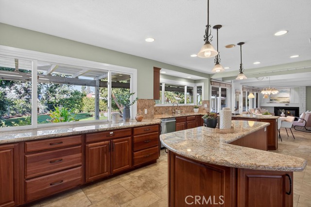 Detail Gallery Image 20 of 74 For 10041 Sycamore, Villa Park,  CA 92861 - 6 Beds | 4 Baths