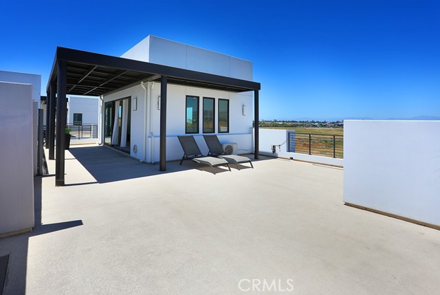 99 Waypoint, Tustin CA: https://media.crmls.org/medias/4882a9be-5098-4c9c-bb0e-03689c051652.jpg