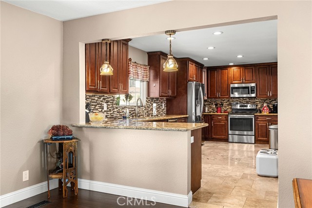 Detail Gallery Image 16 of 67 For 520 Fir St., Paradise,  CA 95969 - 5 Beds | 3/1 Baths