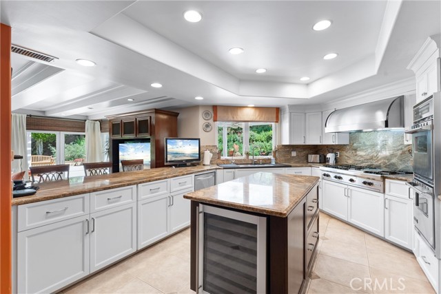 Detail Gallery Image 34 of 75 For 284 South Quintana, Anaheim Hills,  CA 92807 - 5 Beds | 3 Baths