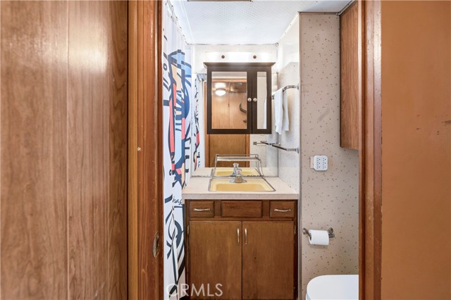 44725 E. Florida Avenue, Hemet CA: https://media.crmls.org/medias/48834885-6340-4e85-a047-6ce64bdf7aab.jpg