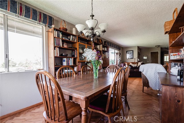 5535 Charlotte Lane, Jurupa Valley CA: https://media.crmls.org/medias/4884b9c9-5ed4-4ed1-9fd0-8113da4f07d5.jpg