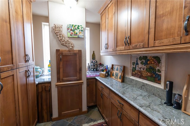 Detail Gallery Image 25 of 44 For 39255 Seminole, Fawnskin,  CA 92333 - 5 Beds | 4/1 Baths