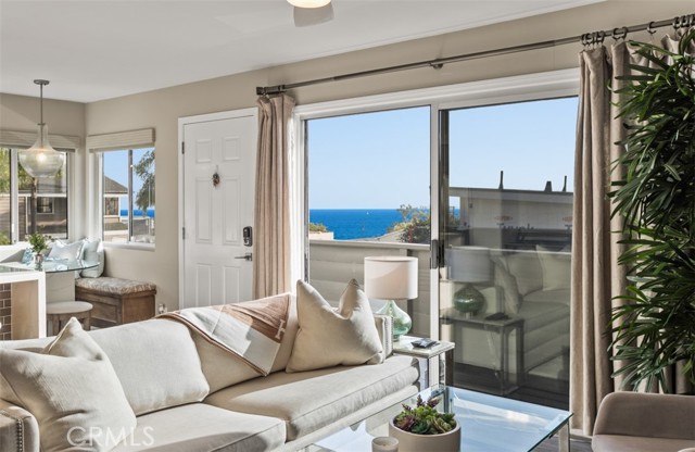 Detail Gallery Image 24 of 46 For 284 Chiquita, Laguna Beach,  CA 92651 - 4 Beds | 2/2 Baths
