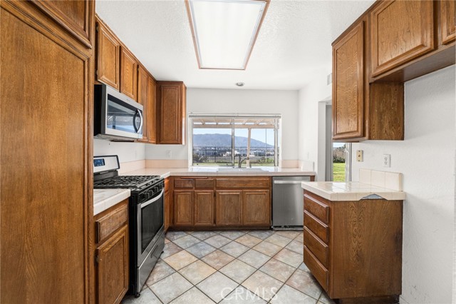 Detail Gallery Image 15 of 38 For 1224 Palos Verde, Corona,  CA 92880 - 3 Beds | 2 Baths