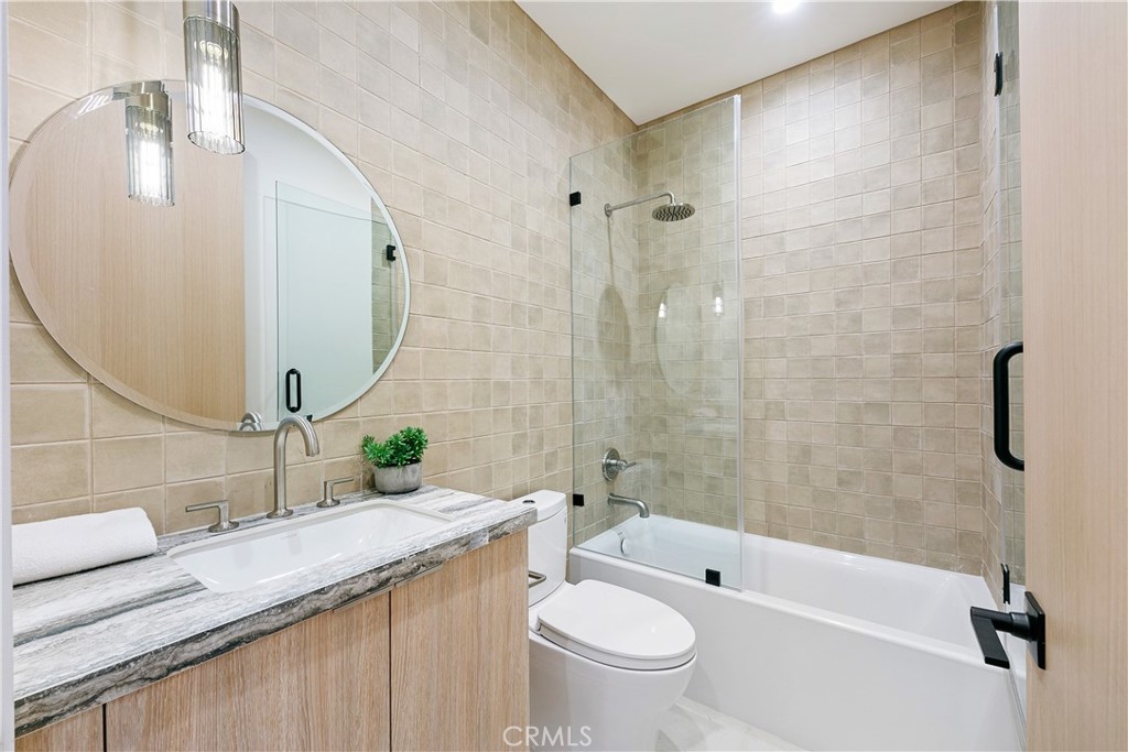 13944 Valleyheart DriveSherman Oaks img 21