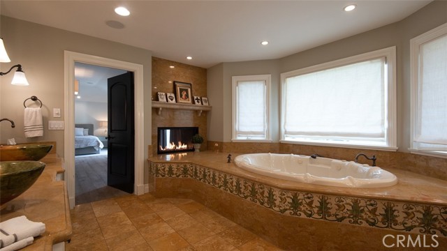 Detail Gallery Image 53 of 70 For 23649 Long Valley Rd, Hidden Hills,  CA 91302 - 4 Beds | 5 Baths