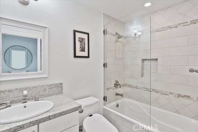 Detail Gallery Image 22 of 41 For 19705 Teresa Ct, Cerritos,  CA 90703 - 6 Beds | 3/1 Baths