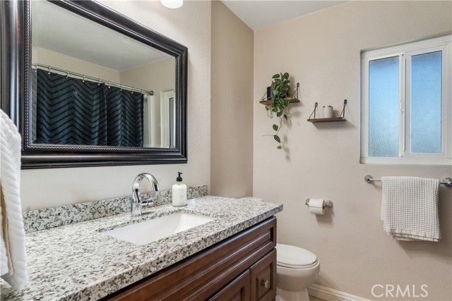 33278 Colorado, Yucaipa CA: https://media.crmls.org/medias/488b3012-697e-4d02-a293-b8f7805e313b.jpg