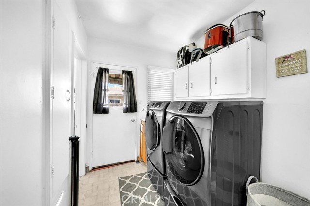 Detail Gallery Image 13 of 26 For 11838 209th St, Lakewood,  CA 90715 - 2 Beds | 1 Baths