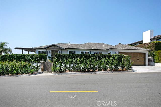 228 Ledroit Street, Laguna Beach CA: https://media.crmls.org/medias/488d9943-6b1f-4f73-9702-22aa0deb2f2b.jpg