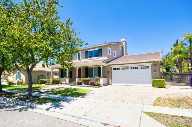 Detail Gallery Image 2 of 29 For 12430 Split Rein Dr, Rancho Cucamonga,  CA 91739 - 4 Beds | 2/1 Baths