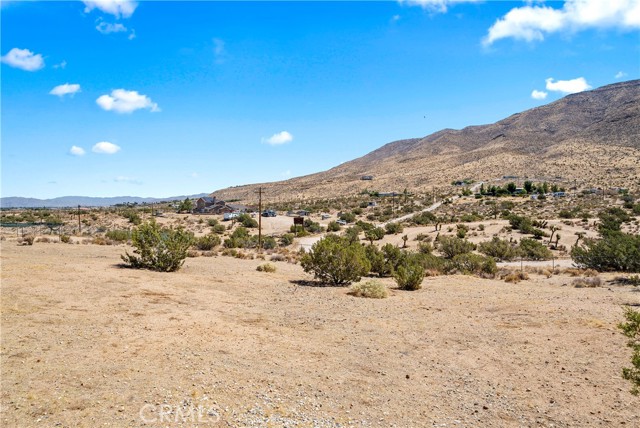 Detail Gallery Image 22 of 30 For 7950 Di Francesco St, Apple Valley,  CA 92308 - 3 Beds | 2 Baths