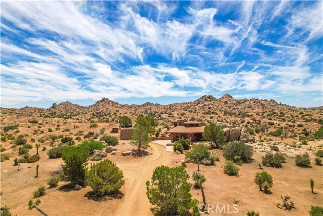 Detail Gallery Image 33 of 75 For 55290 Flying Tigers Road Rd, Pioneertown,  CA 92268 - 4 Beds | 3 Baths