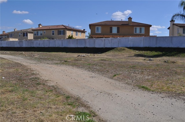 0 Dale, Perris CA: https://media.crmls.org/medias/4891f483-a60e-4524-91e4-467eed2e4add.jpg