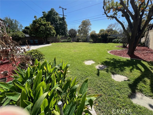 Detail Gallery Image 63 of 71 For 16591 Busby Ln, Huntington Beach,  CA 92647 - 5 Beds | 2 Baths