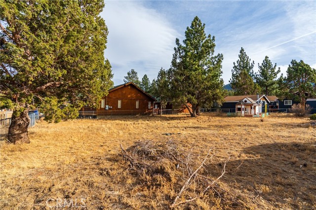 Detail Gallery Image 34 of 59 For 1000 Willow Ln, Big Bear City,  CA 92314 - 3 Beds | 2 Baths