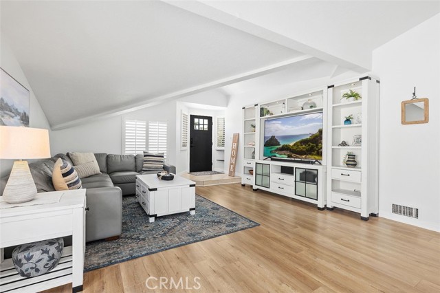 Front Image Thumbnail for CRPW26087299