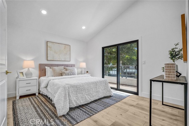 738 Amberwood Drive, Santa Ana CA: https://media.crmls.org/medias/48932487-9b5c-4c59-a666-89beeffcf12a.jpg