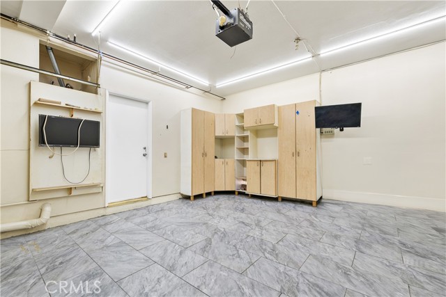 Detail Gallery Image 35 of 39 For 7050 Dinwiddie, Downey,  CA 90241 - 3 Beds | 3 Baths