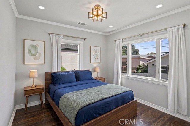 Detail Gallery Image 18 of 36 For 2682 E Villa St, Pasadena,  CA 91107 - 4 Beds | 3 Baths