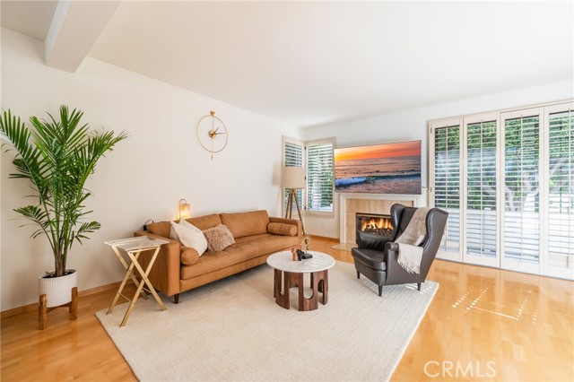 Detail Gallery Image 4 of 49 For 2577 Plaza Del Amo #730,  Torrance,  CA 90503 - 3 Beds | 2/1 Baths