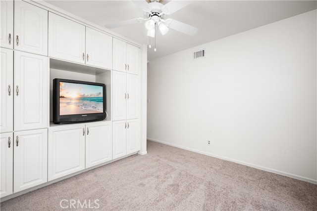 Image 19 of 28 For 1135 Catalina Ave.