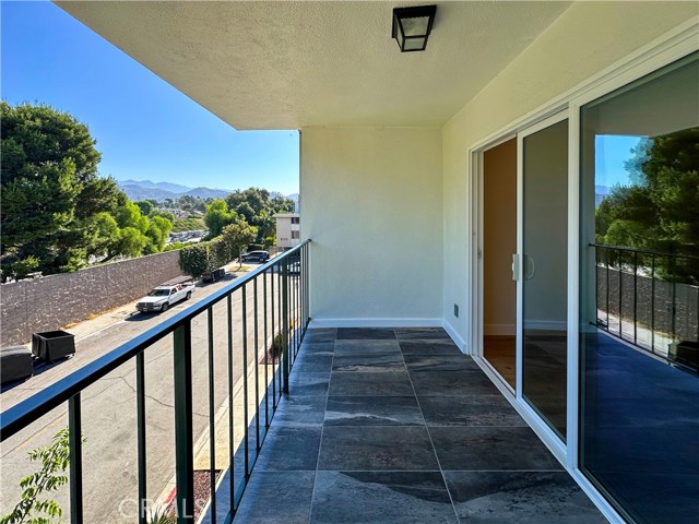 Detail Gallery Image 16 of 16 For 500 Jackson Pl #306,  Glendale,  CA 91206 - 2 Beds | 1 Baths