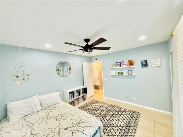Detail Gallery Image 13 of 17 For 19 Snowberry #19,  Irvine,  CA 92604 - 3 Beds | 2 Baths