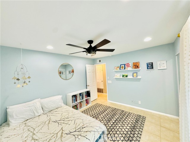 Detail Gallery Image 13 of 17 For 19 Snowberry #19,  Irvine,  CA 92604 - 3 Beds | 2 Baths