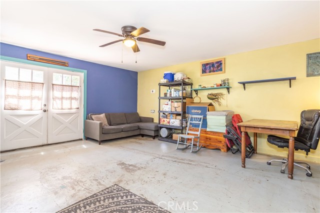 10321 Owensmouth Avenue, Chatsworth CA: https://media.crmls.org/medias/4898380e-4bdc-45bd-b33b-d94be271c816.jpg