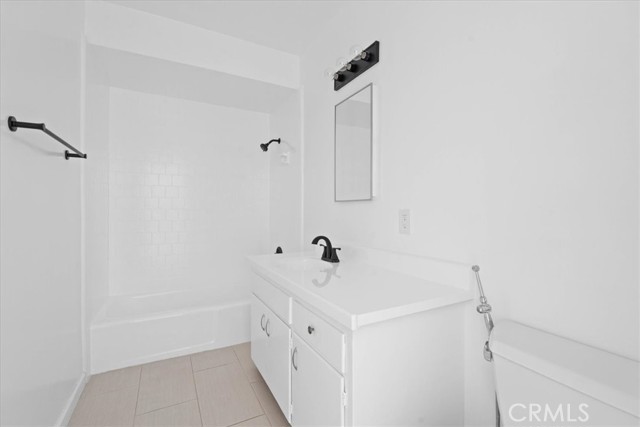 Detail Gallery Image 30 of 39 For 5829 E 2nd, Long Beach,  CA 90803 - – Beds | – Baths