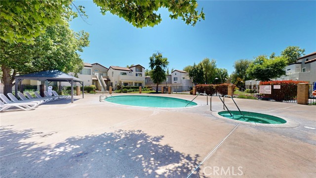 Detail Gallery Image 29 of 38 For 24420 Flaxwood Ln #204,  Newhall,  CA 91321 - 2 Beds | 2 Baths