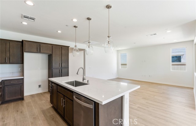 25271 Violane Drive, Menifee CA: https://media.crmls.org/medias/48998dbb-505a-4528-8dac-bc968c533f01.jpg