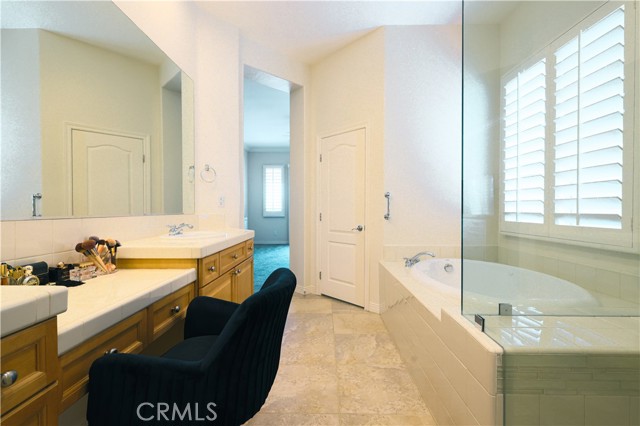 Detail Gallery Image 37 of 72 For 23 Volta Del Tintori St, Lake Elsinore,  CA 92532 - 5 Beds | 3 Baths