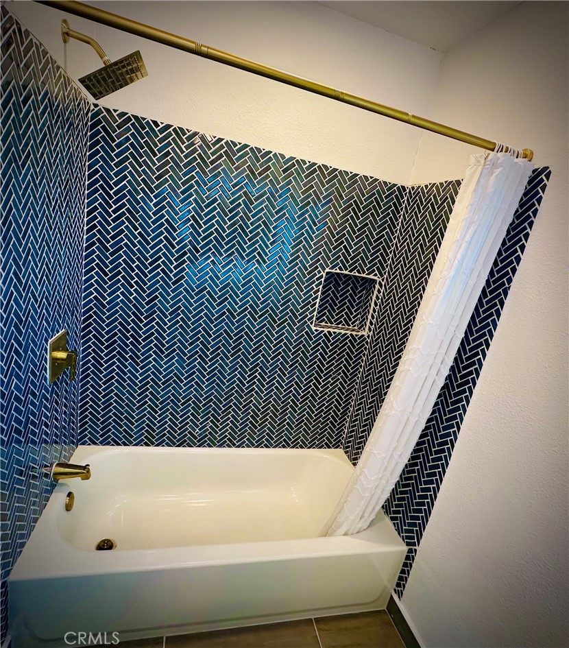 MLS #SR25254896 image #7