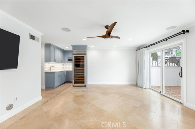 Detail Gallery Image 45 of 55 For 133 33rd St, Hermosa Beach,  CA 90254 - 4 Beds | 4/1 Baths