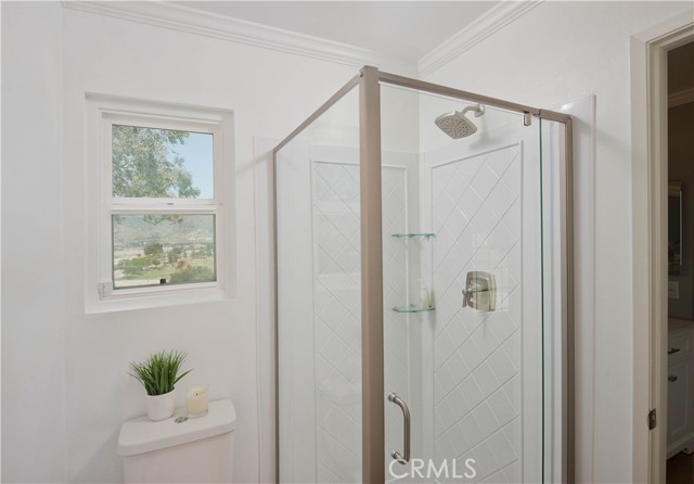 Image 21 of 32 For 12824 Woodley Avenue