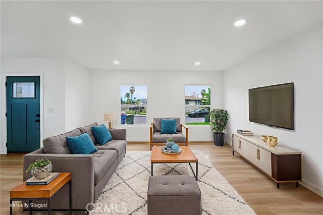 Detail Gallery Image 5 of 32 For 1634 Turrill, San Bernardino,  CA 92411 - 3 Beds | 3 Baths